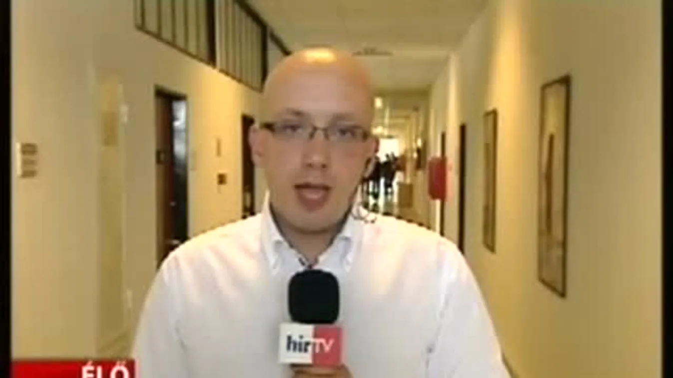 300 milliárddal csökkenek a terhek