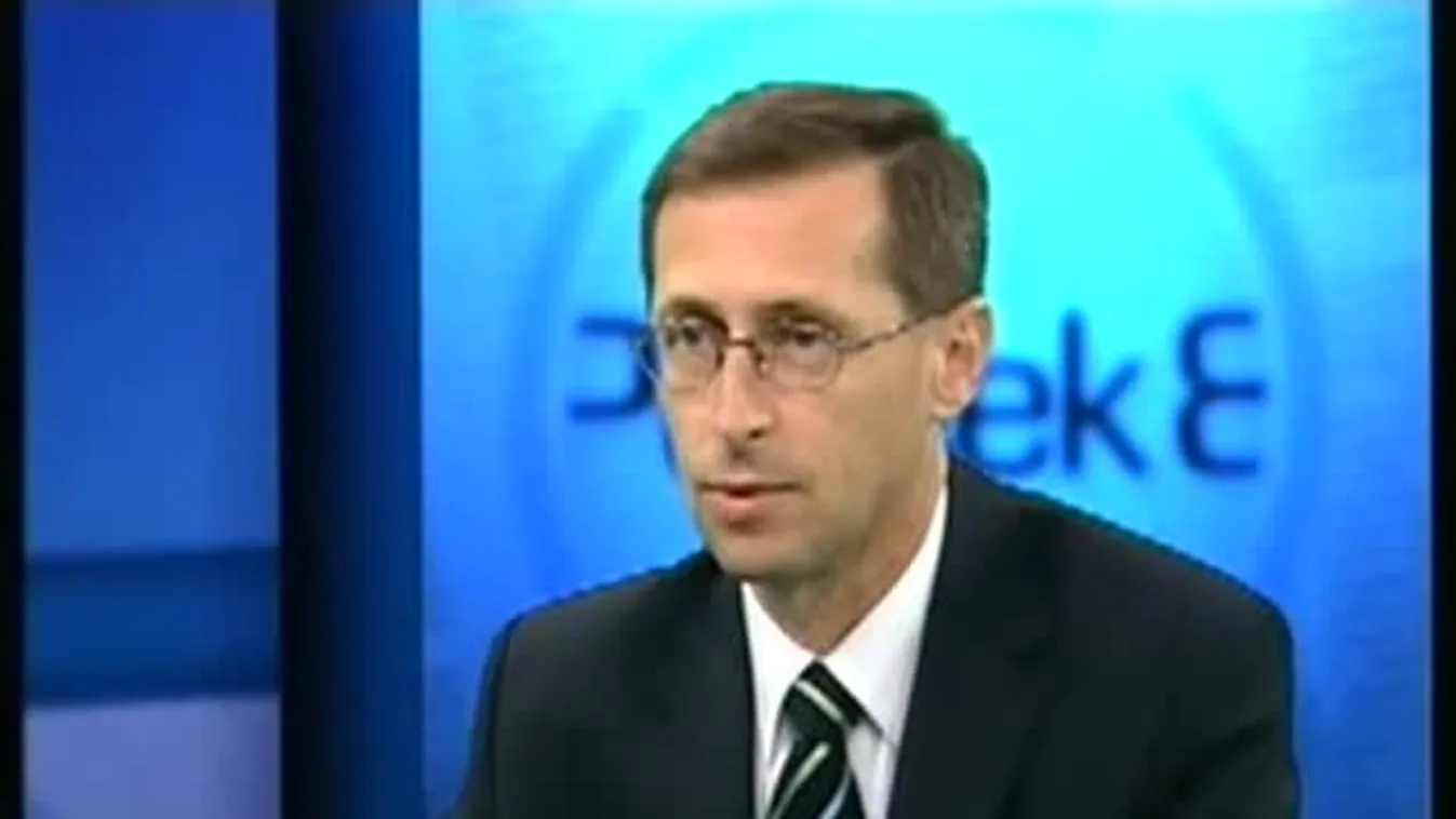 Varga Mihály – Péntek8