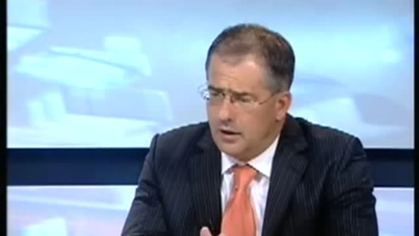 Közvélemény – Rájátszás