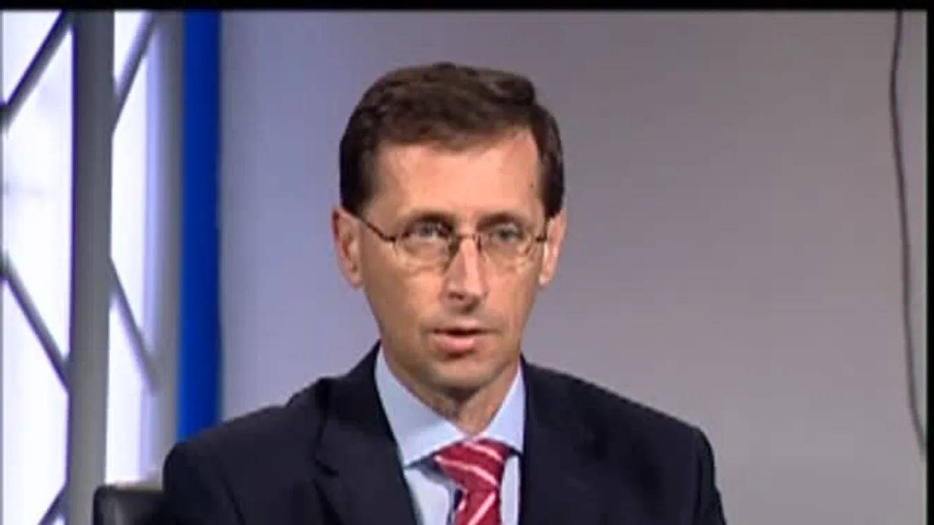 Megújulás – Kontraszt