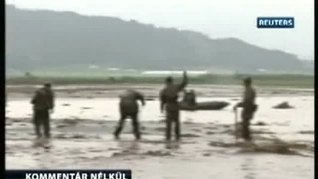 Árvíz utáni mentés Japánban