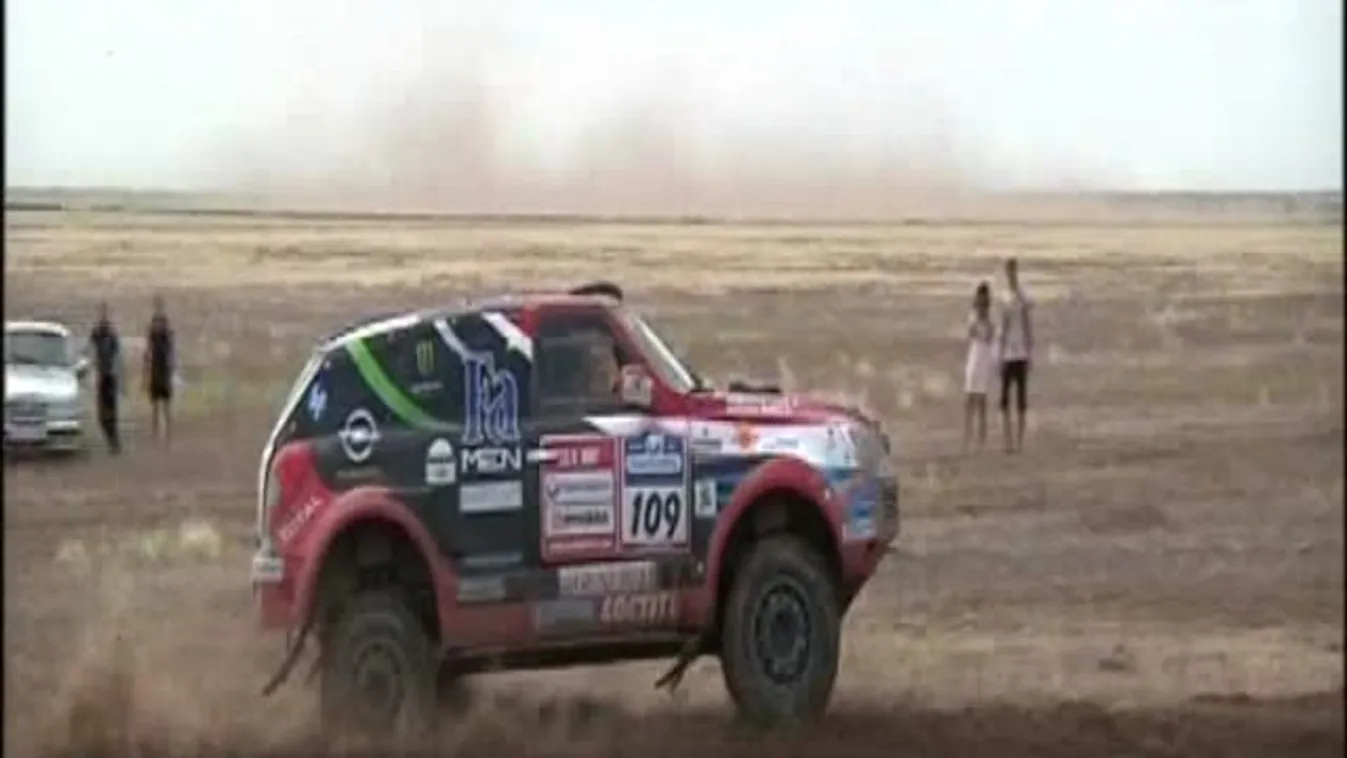 Éjszakai műszak a Selyemút-ralin