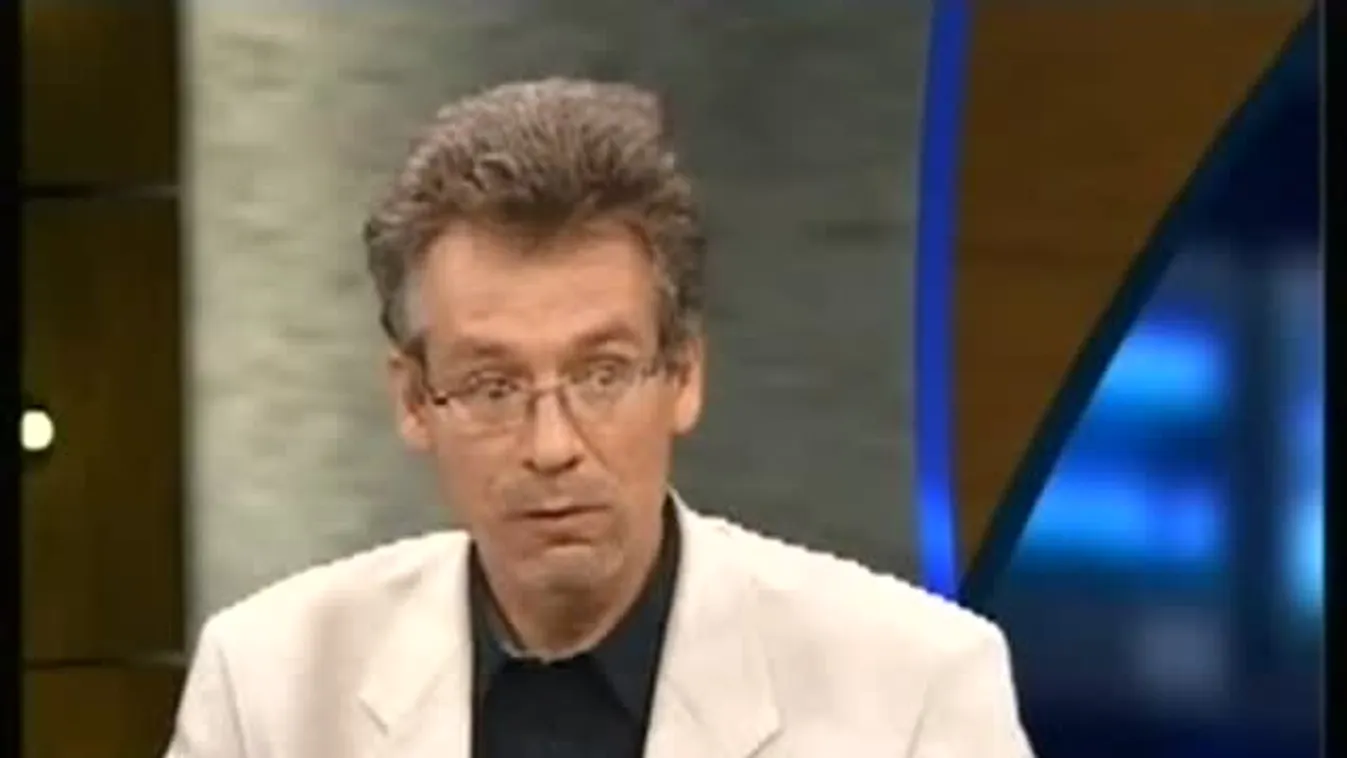 Nem lehet lelkifurdalása... – Civil kaszinó