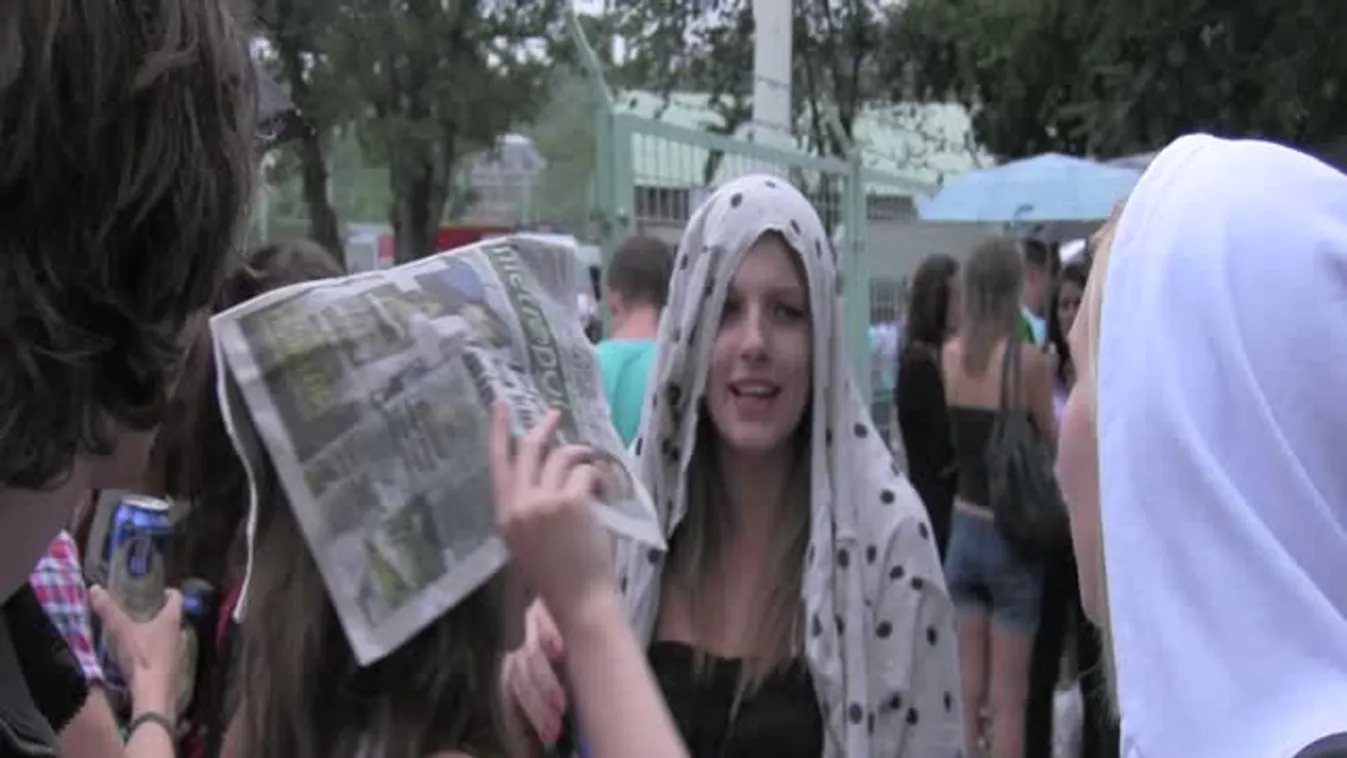 Eldőlt a sorsuk - az öröm és a bánat könnyei