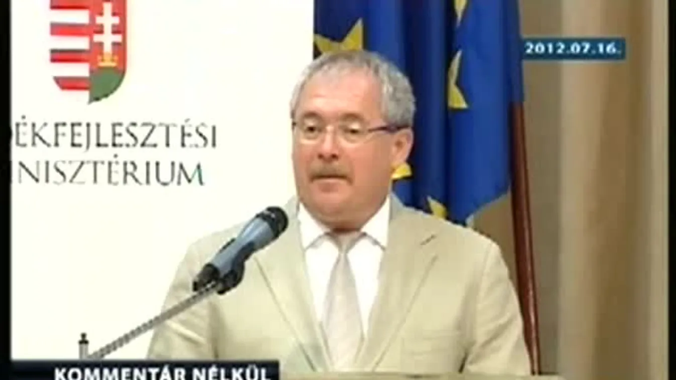 Földhaszonbérleti szerződések átadása