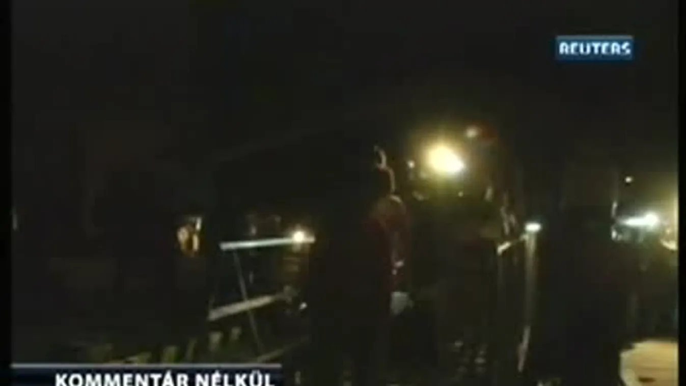 Japán aktivisták szálltak partra a Szenkaku-szigeteken