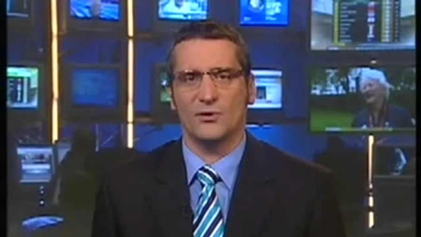 Többezer nyaralót menekítettek ki