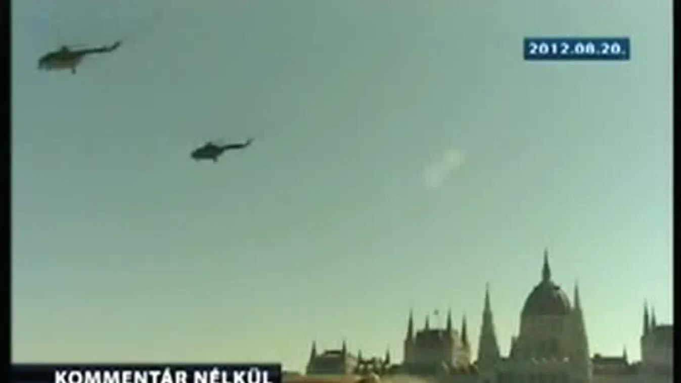 Légiparádé a Duna felett