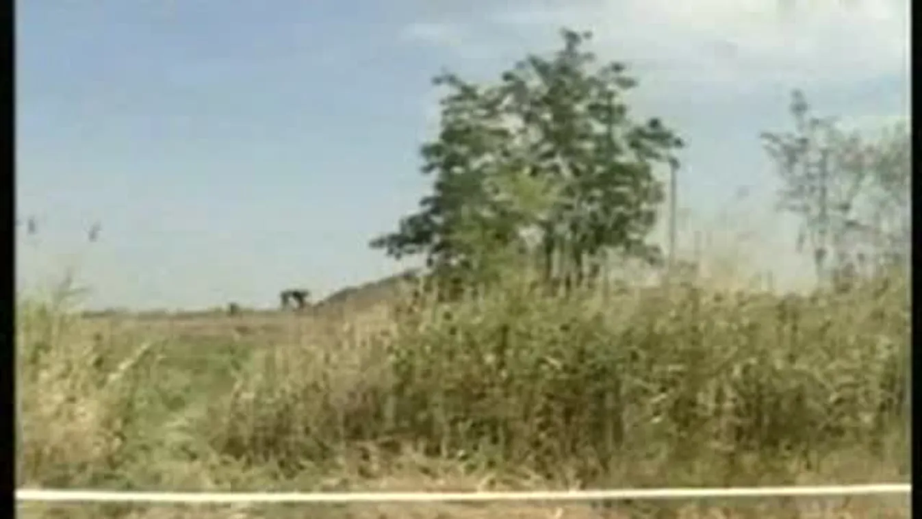 Megnehezíti a közlekedést a szajoli "bombamező"