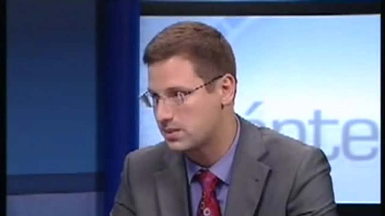 Gulyás Gergely – Péntek8