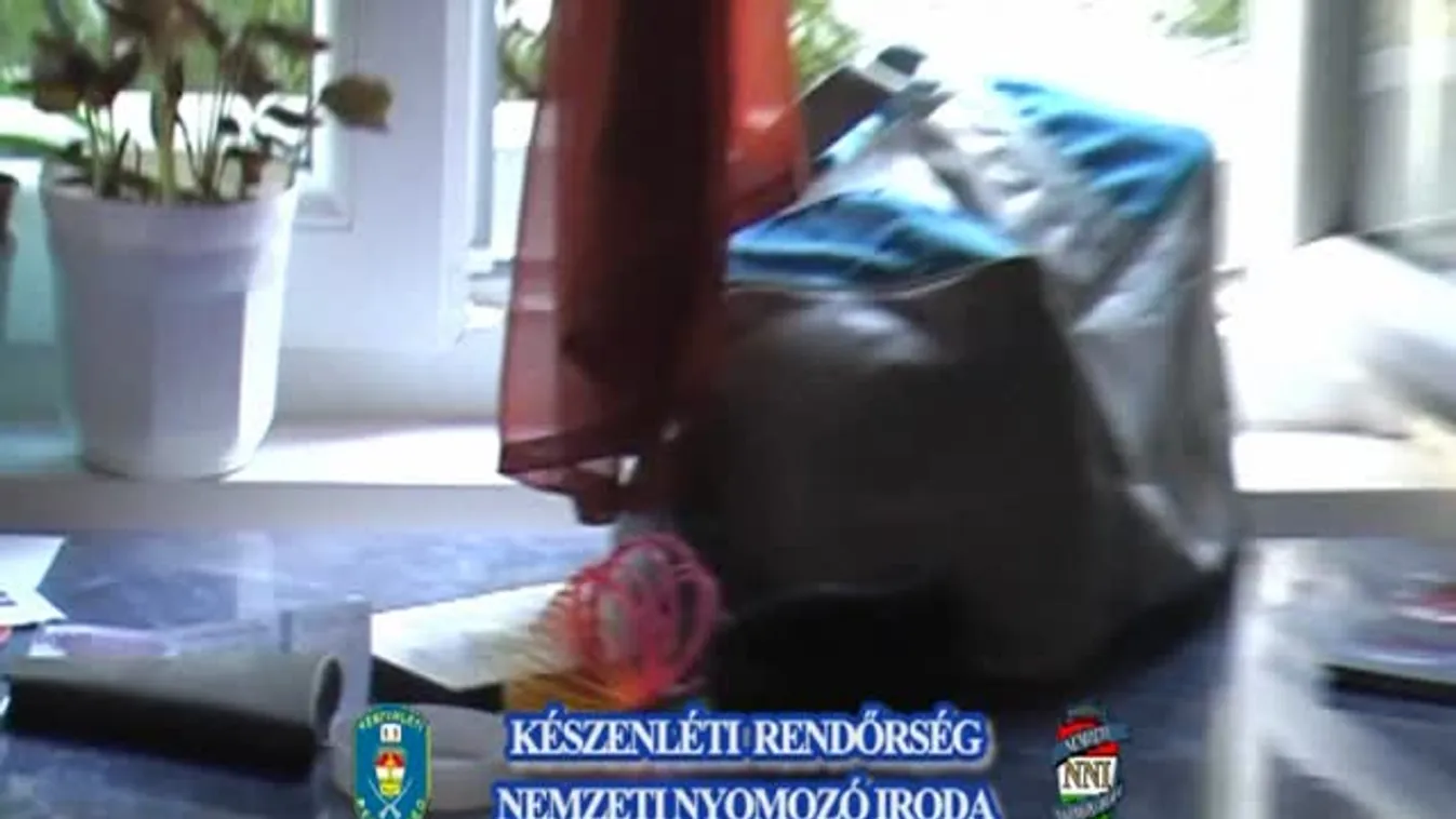 Anonymus – a rendőrség videója a házkutatásról