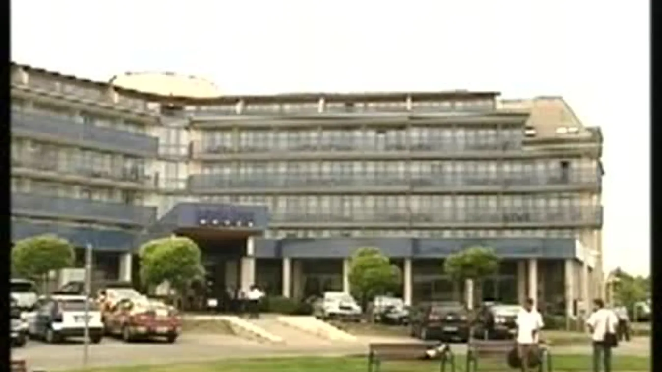 Éjjel-nappal tart majd a közös frakcióülés