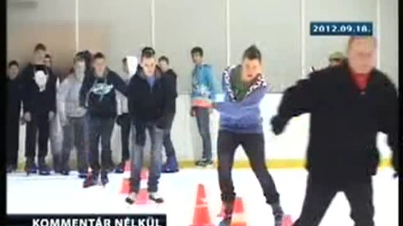 Korcsolyaoktatás a napi testnevelés keretében Kaposváron