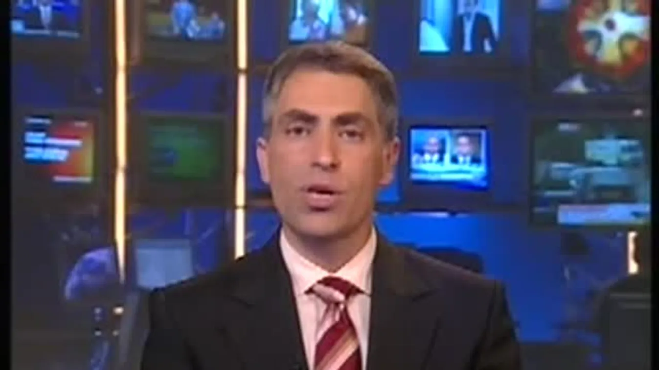 Romney titkos felvételen írja le az ország felét