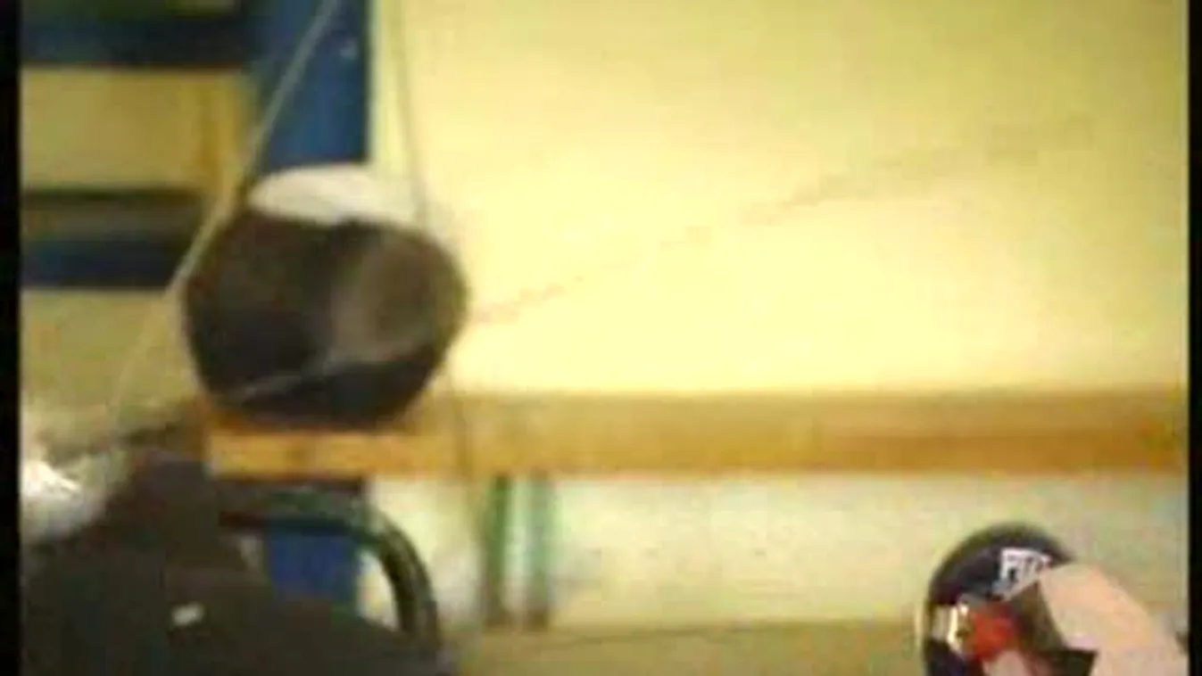 A fal adta a másikat – Stopper