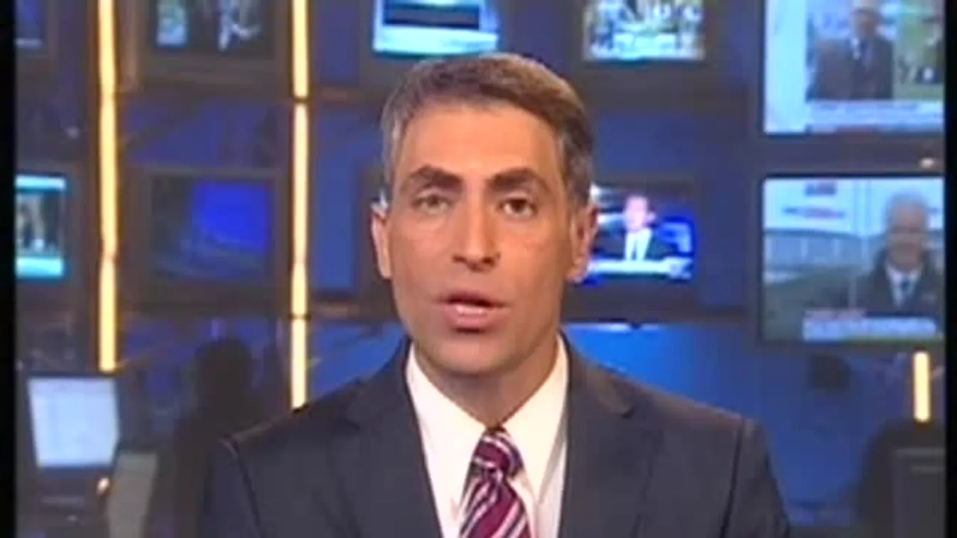 Pilótának adta ki magát, így flangált