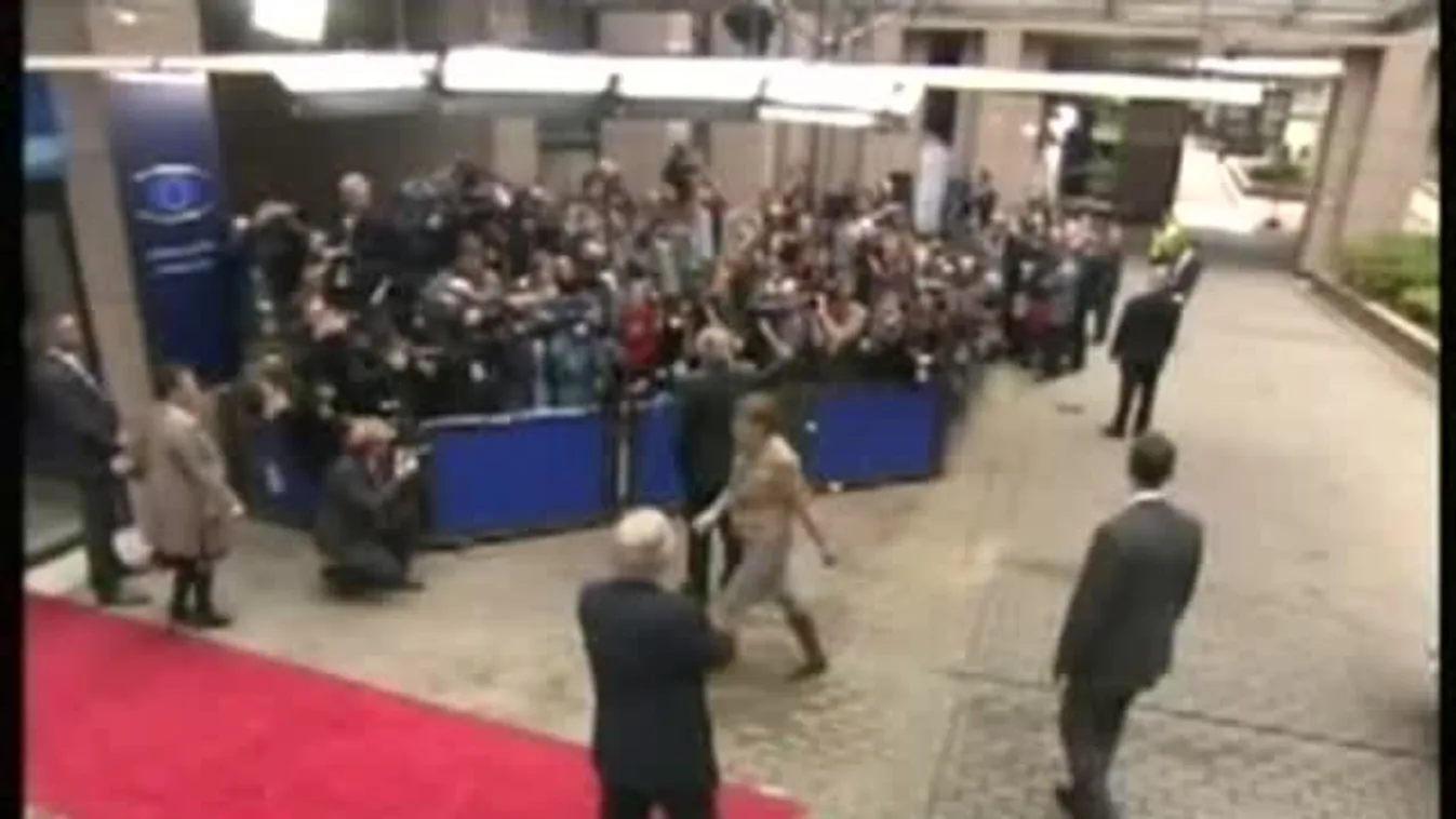 Orbán: A mi javunkra dőlnek el a dolgok