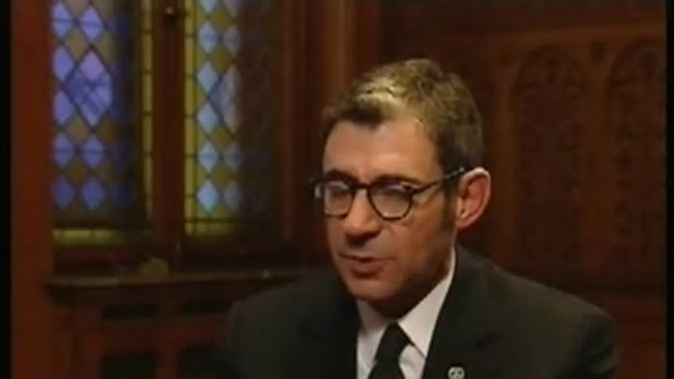 Zuhanás – Európai híradó