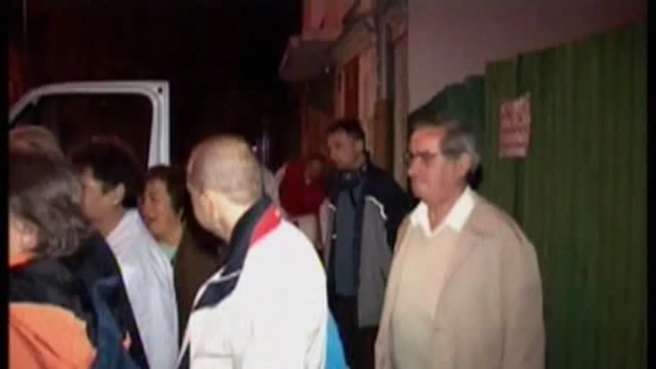 És megyünk, hogy még most is lássa a világ