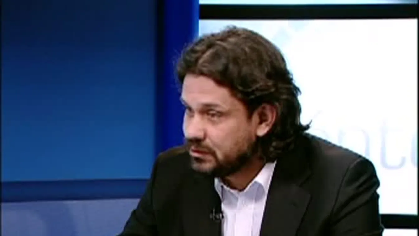 Péntek8 – Deutsch Tamás