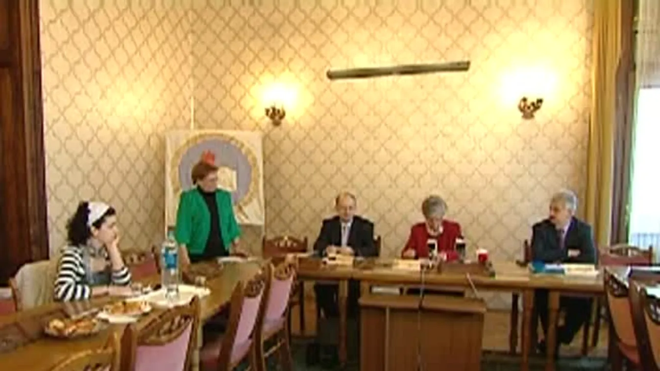 Ragaszkodnak a béremeléshez