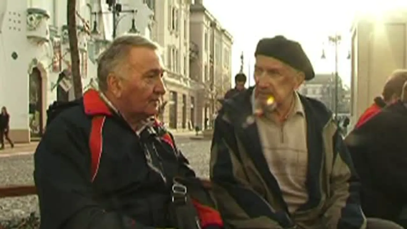 Ülősztrájkba kezdenek a szegedi DK-sok