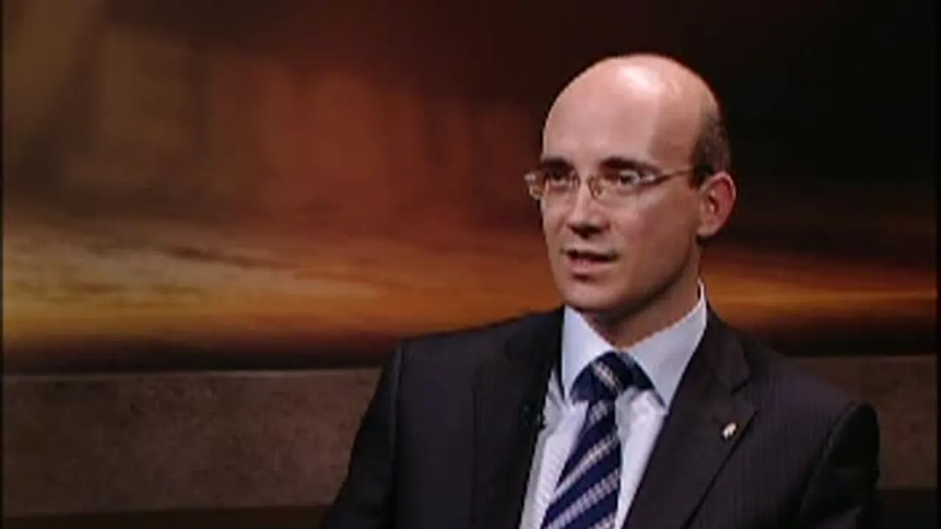 Versus – Maruzsa Zoltán