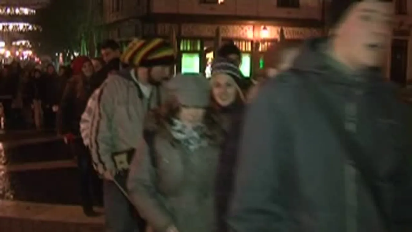 A Pécsi Tudományegyetem diákjai a kormány oktatáspolitikája ellen tüntettek