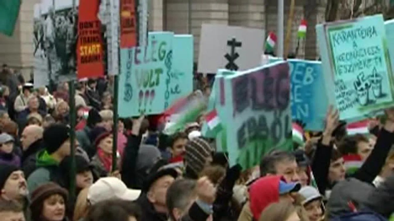 Érted is egy zsidó halt meg – üzenték Gyöngyösinek