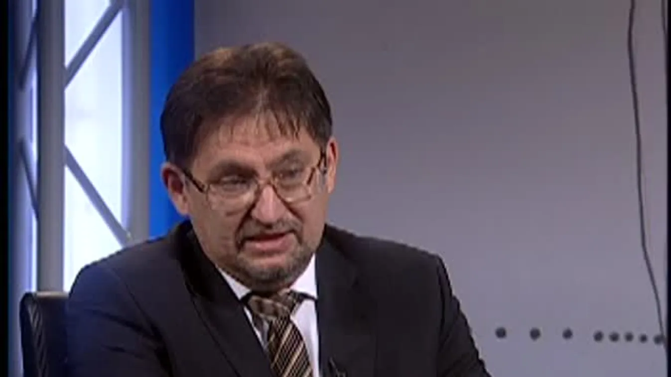 Kontraszt – Ki szegett előbb megállapodást?