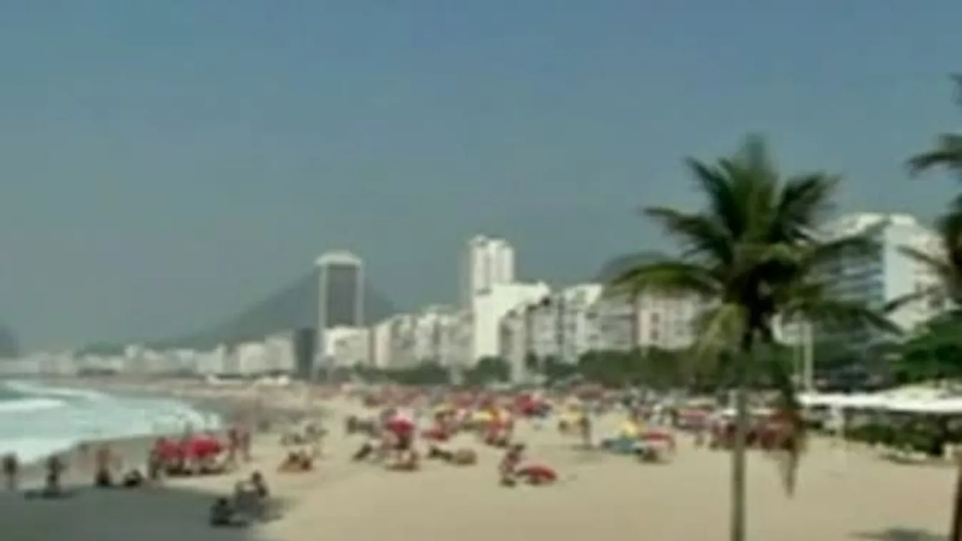 Készülődés az új esztendőre a riói strandon