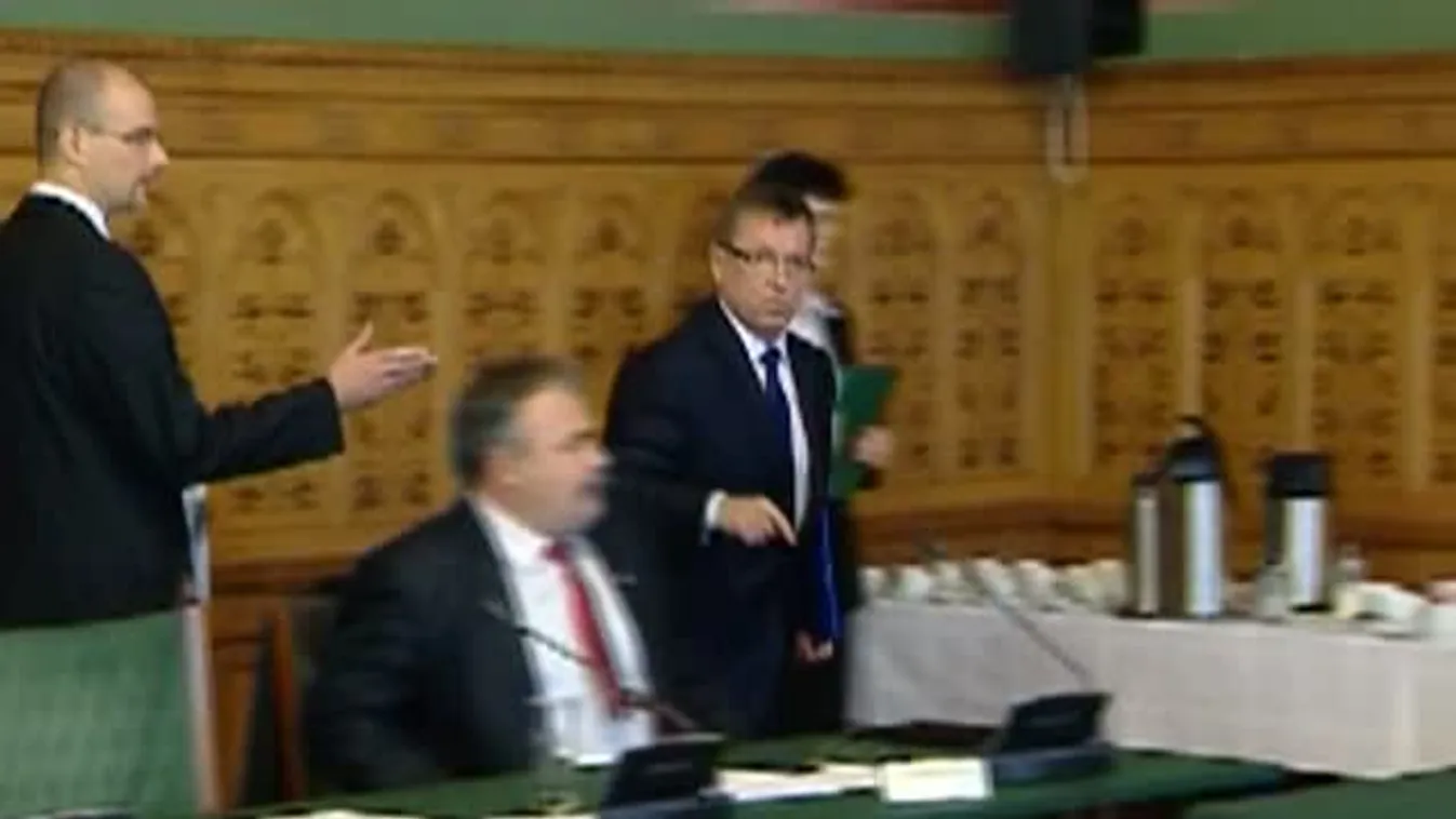 Személyeskedéssé fajult a bizottsági vita