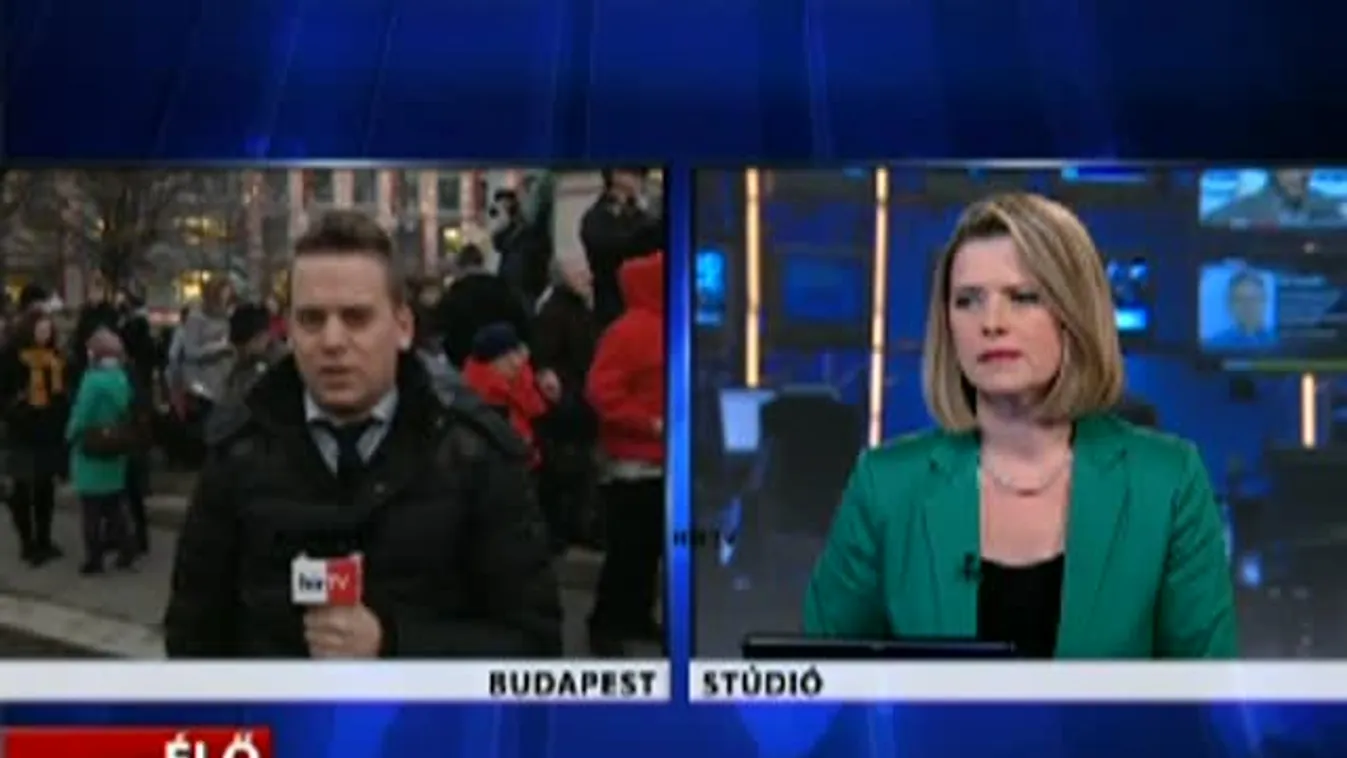 Több százan a Széchenyi téren - bejelentkezés 16 órakor