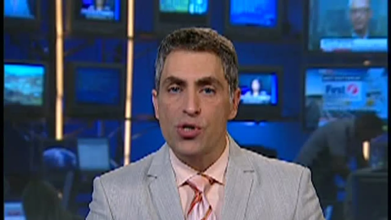 A rendőrökkel is összecsaptak a megszorítások ellen tüntetők