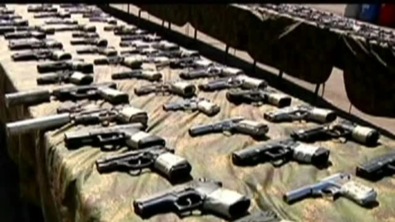 Fegyverek megsemmisítése Kolumbiában