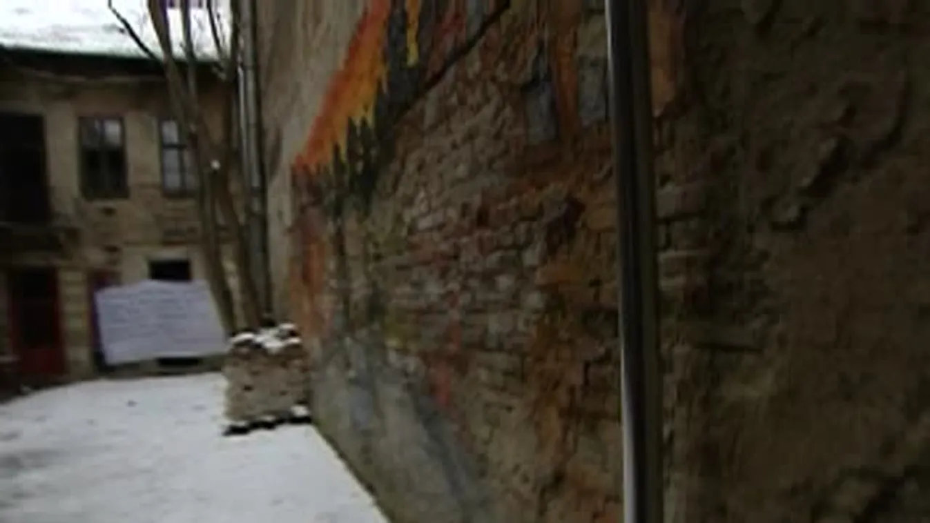 Pénzbüntetést kaptak azok a házfoglaló hajléktalanok