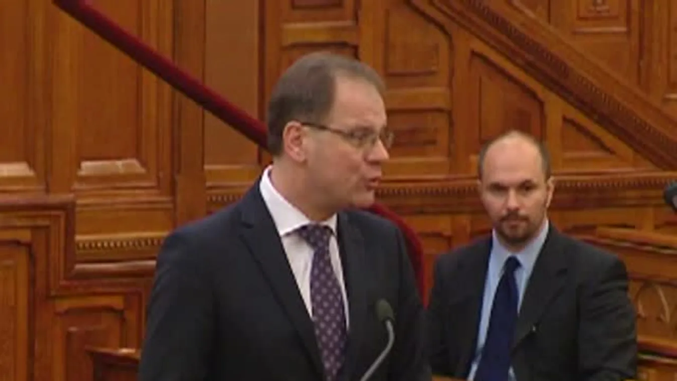 Navracsics Tibor a közigazgatási ösztöndíjprogramról