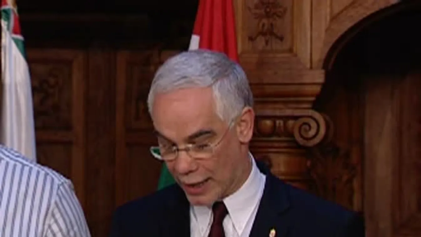 Lesz államilag támogatott jogász- és közgazdászképzés is