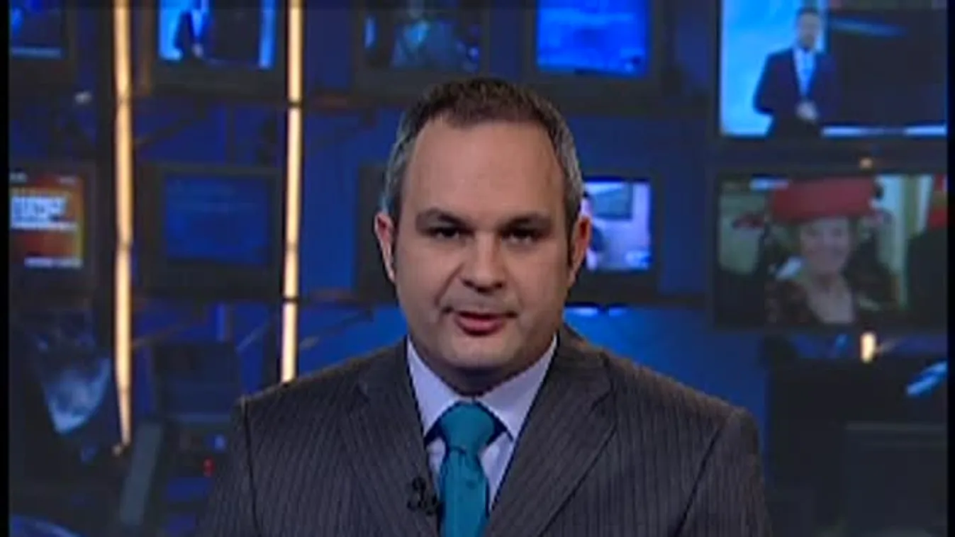 Balotelli az AC Milanban folytatja