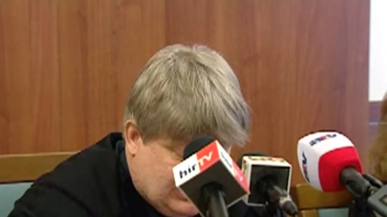 Rájátszás - Új eljárást rendeltek el az UD Zrt.-ügyben