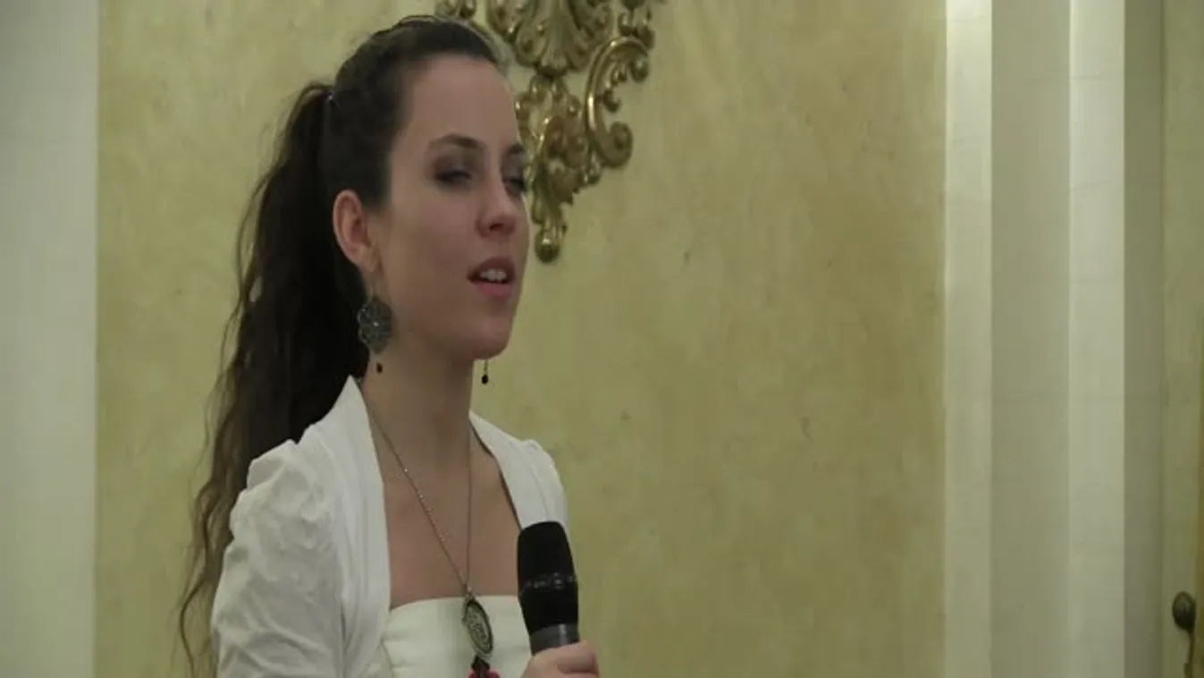 Évszázados kincseket őriz - Török Tilla portré