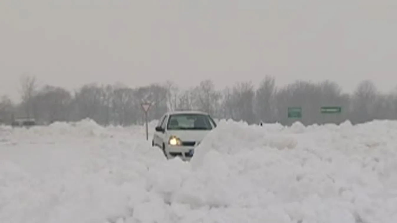 Szánkóbalesetet is hozott a vasárnap