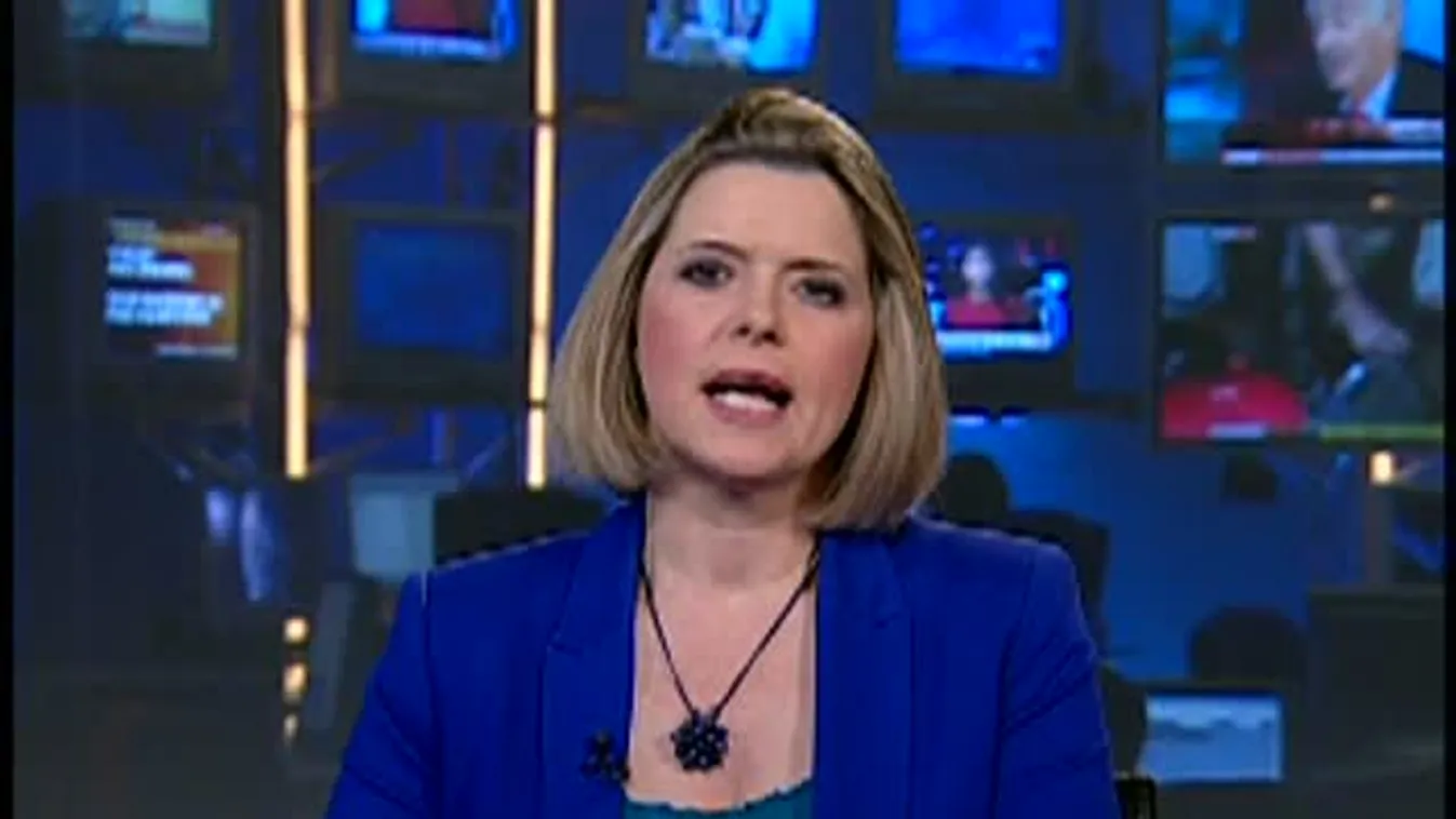 Vízágyúval és gumilövedékkel feleltek a repülő téglákra