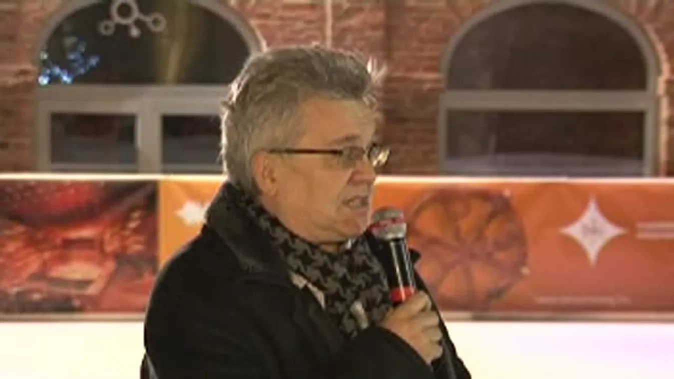 Korcsolyapálya nyílt a Zsolnay kulturális negyedben Pécsett