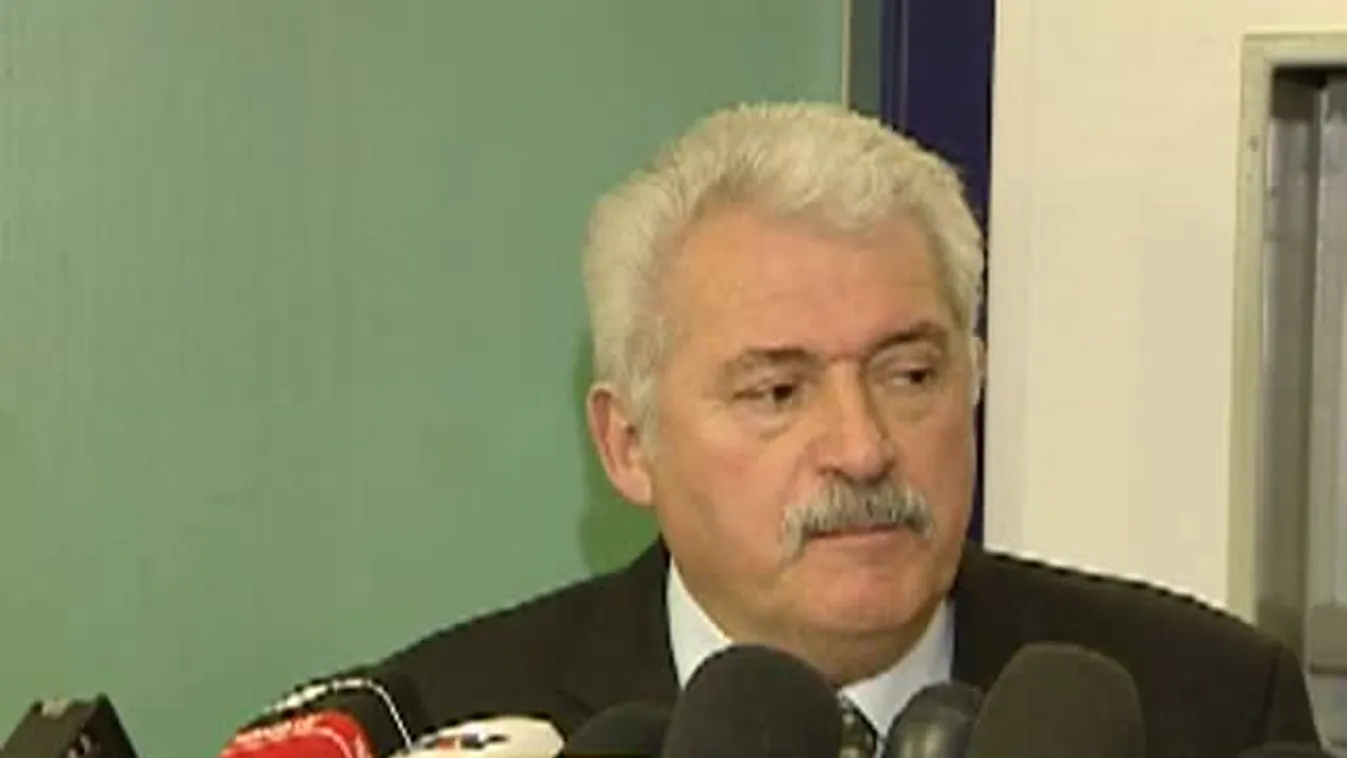 Fónagy János: Már februártól kevesebb rezsit kell fizetni