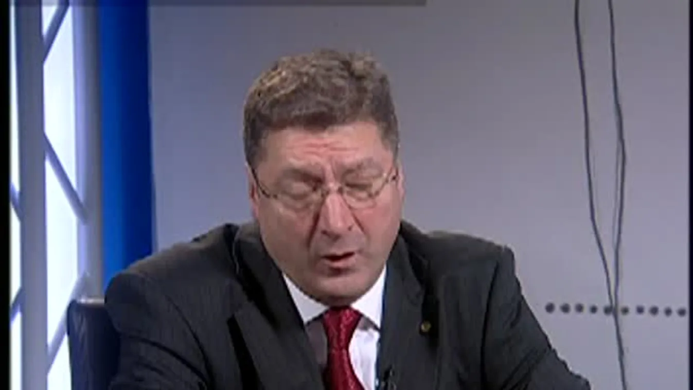 Kontraszt – A határon túli magyaroknál kampányol az MSZP