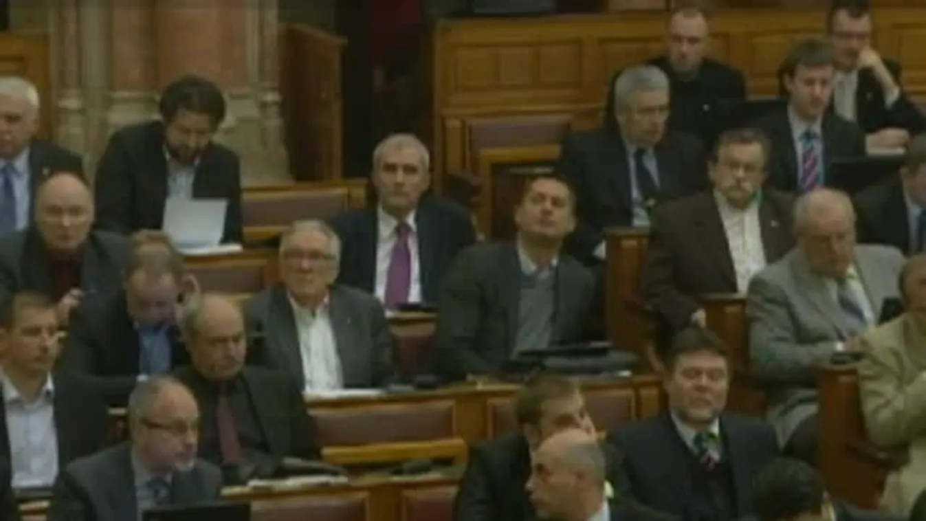 Napról napra – Orbán a parlamentben ismertette az elért eredményeket