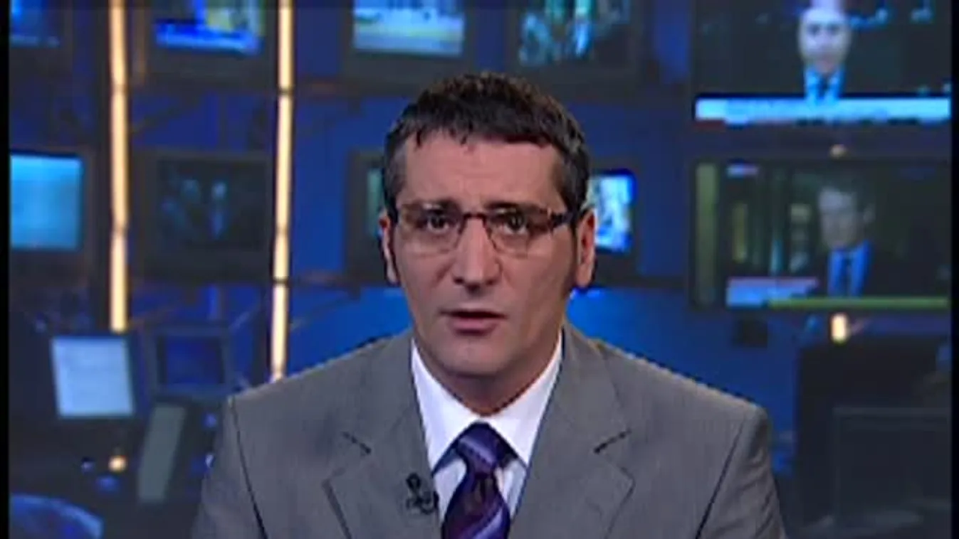 Kigyulladt egy panelház