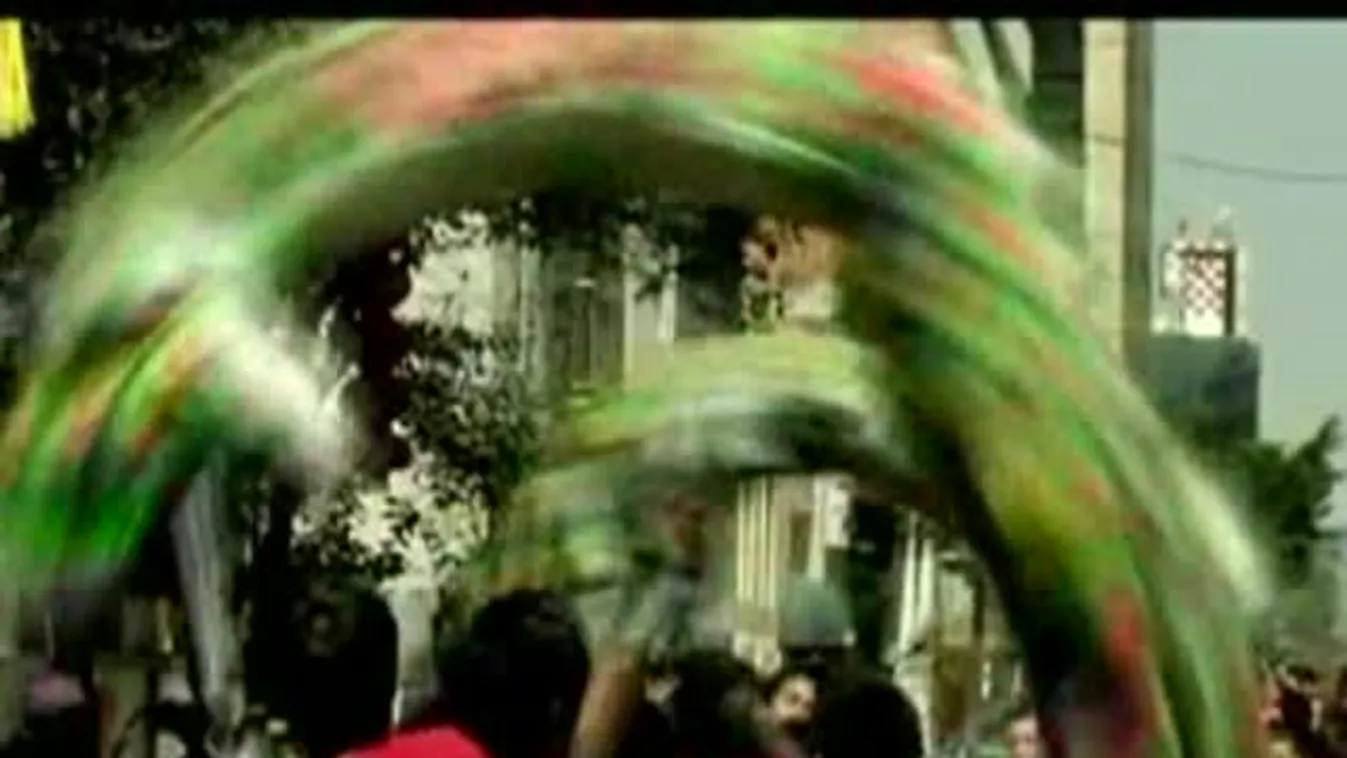 Beköszöntött a kígyó éve