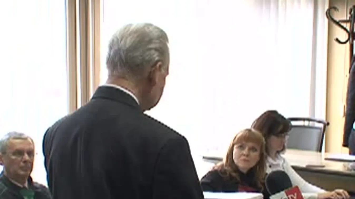 Mayer Mihály korábbi pécsi püspök tanúkénti meghallgatása